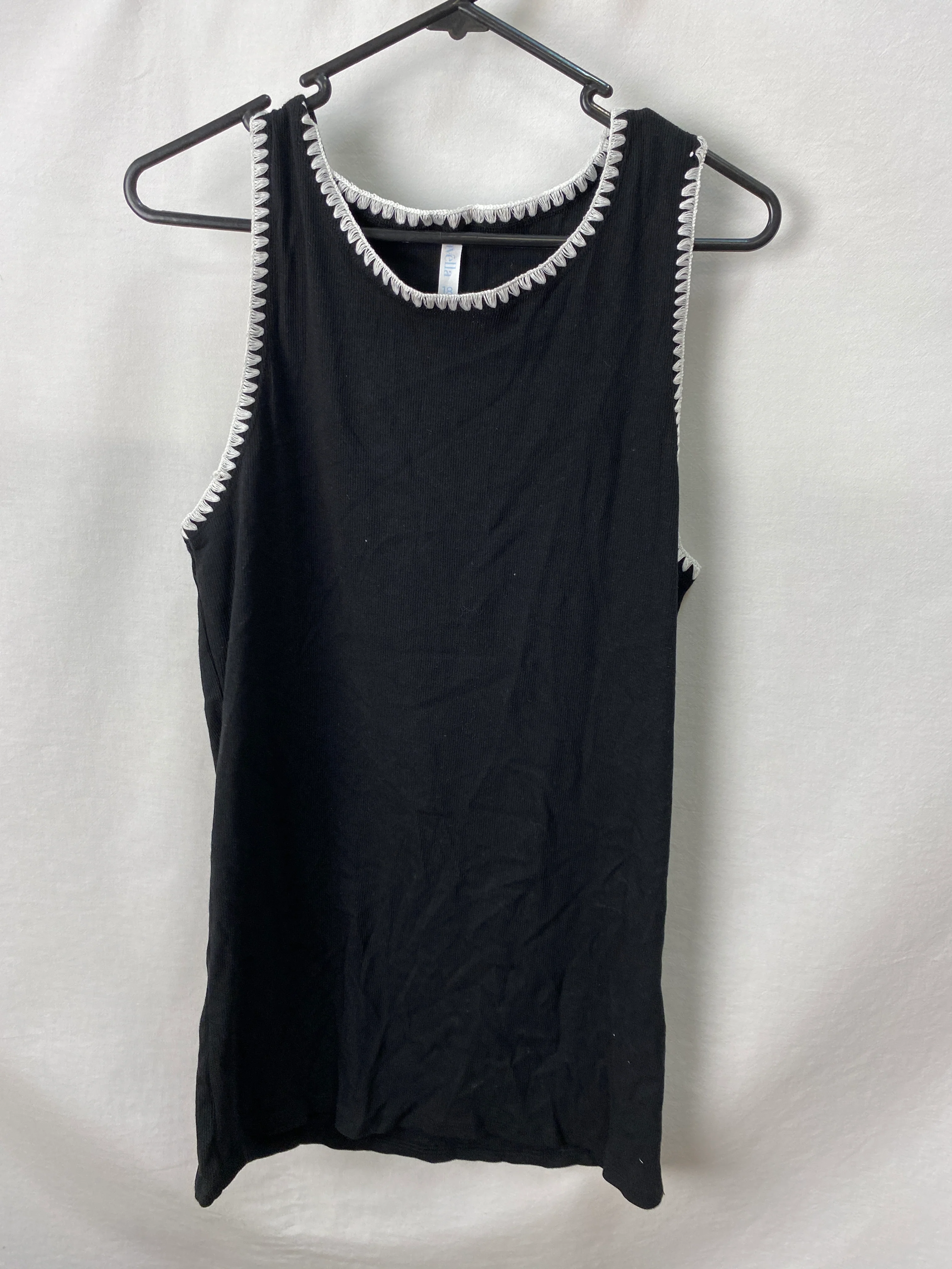 Avella Womens Top Size 18