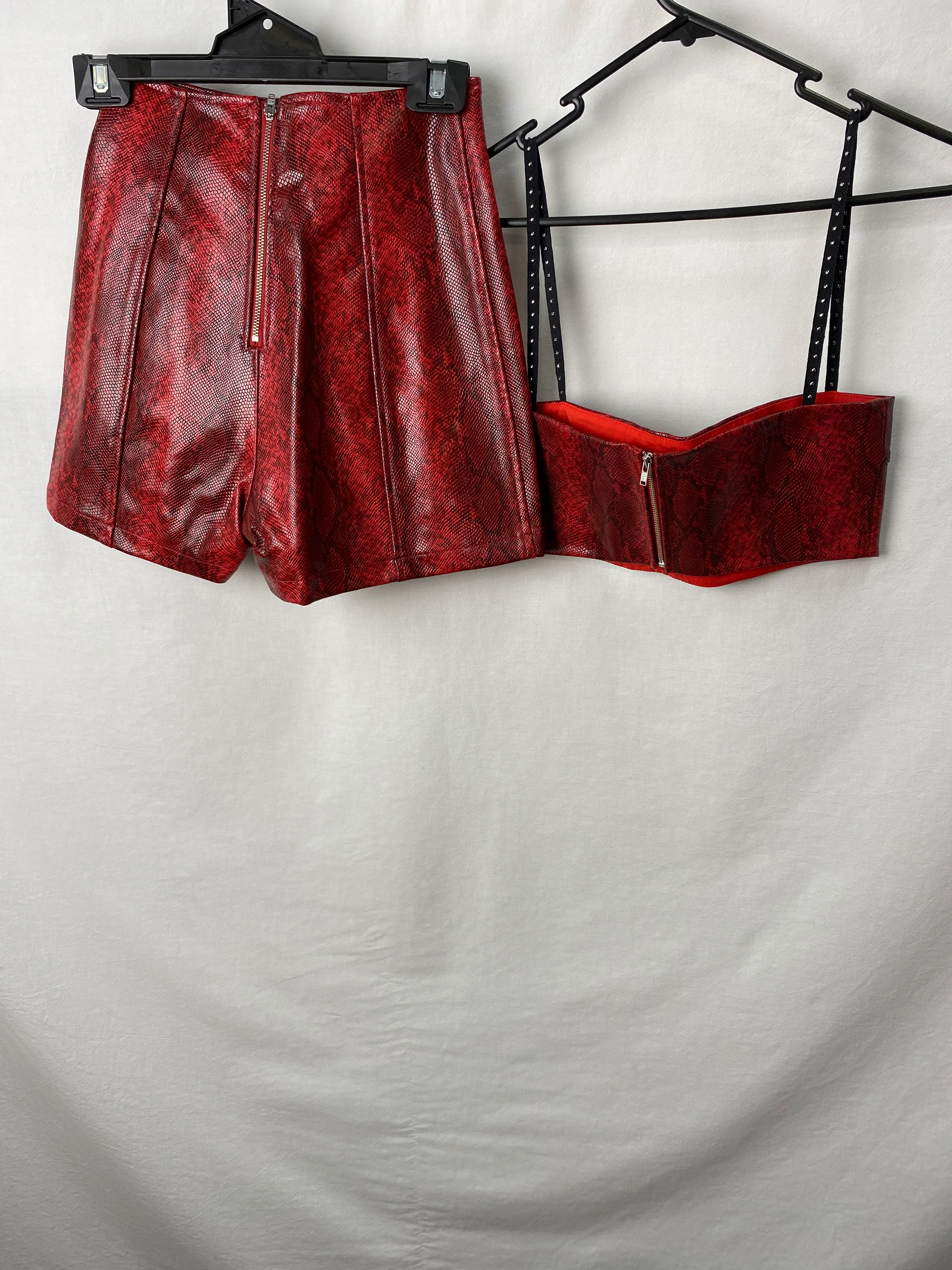 Beginning Boutique Womens Top and Shorts Size XS - Image 2