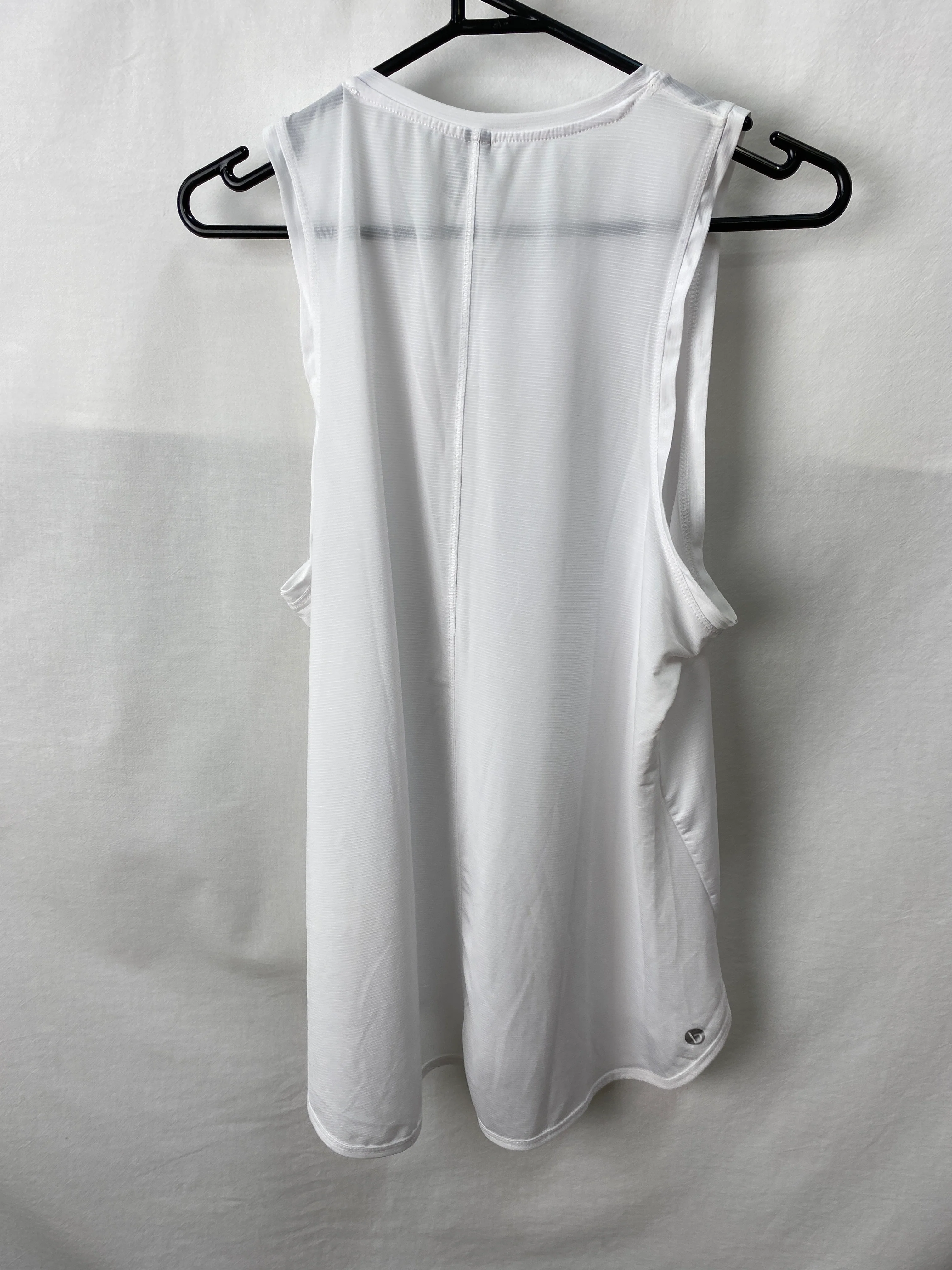 Body Womens Top Size L - Image 2