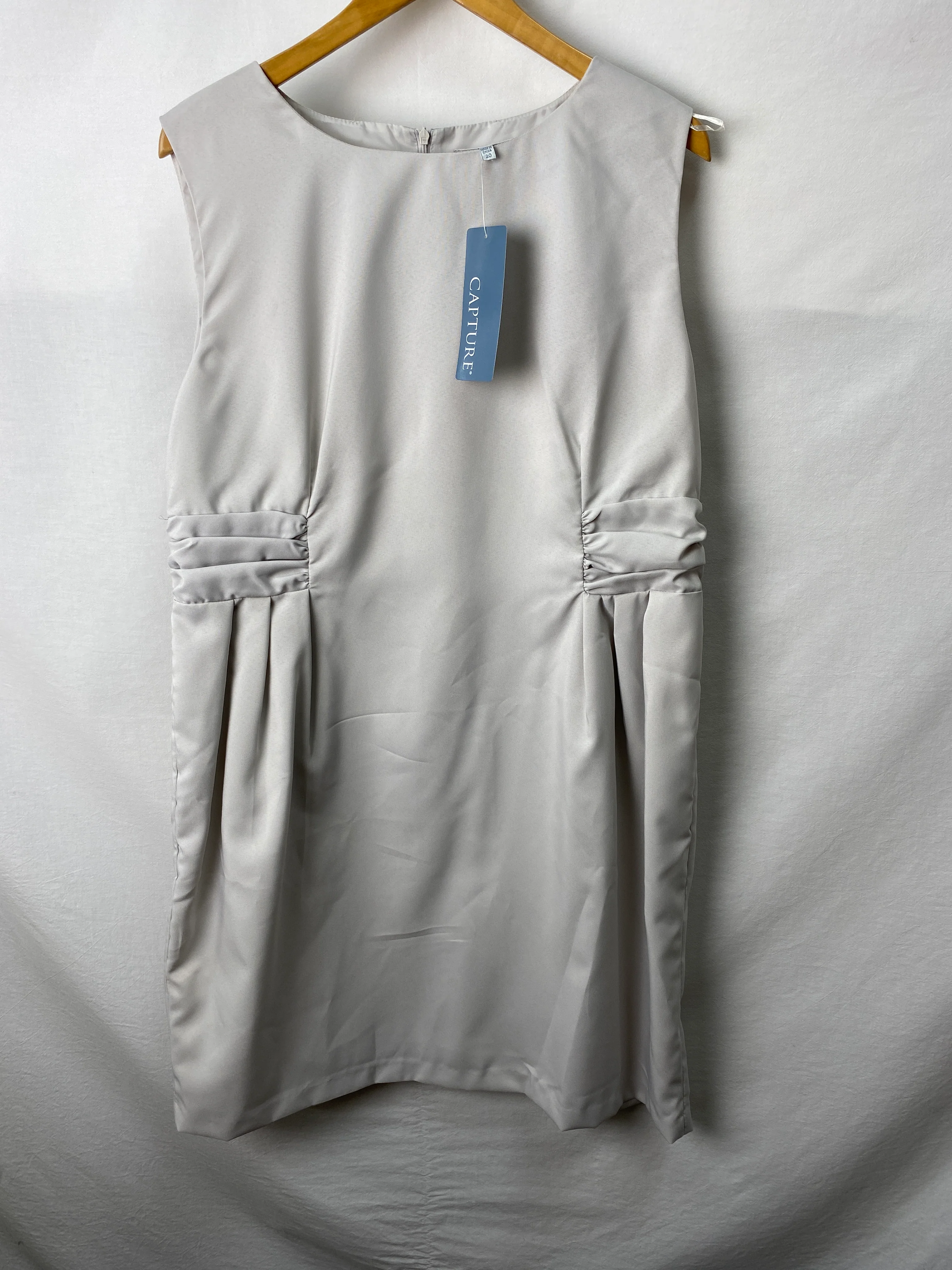 Capture Womens Dress Size 20 BNWT