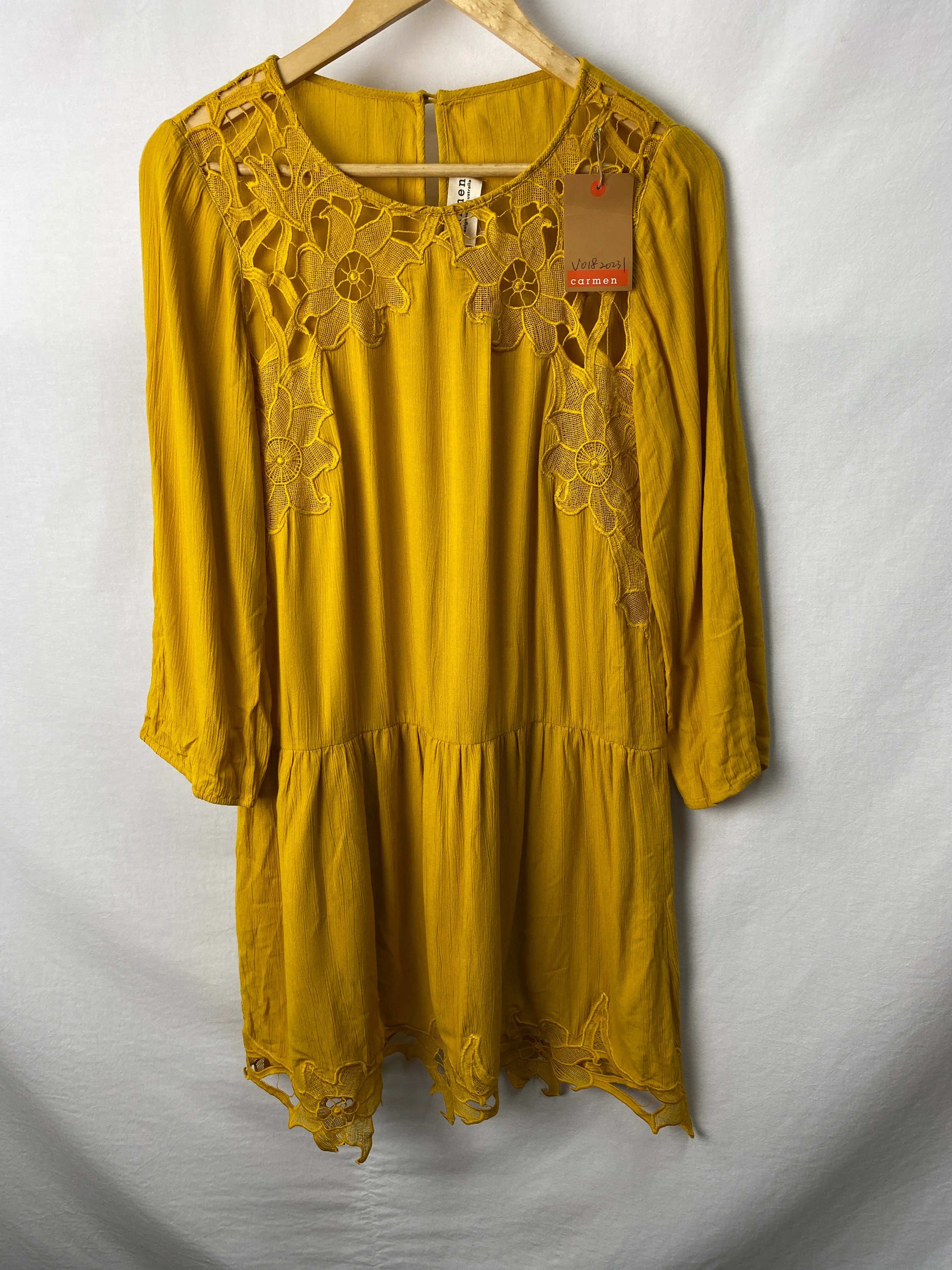 Carmen Womens Dress Size M BNWT