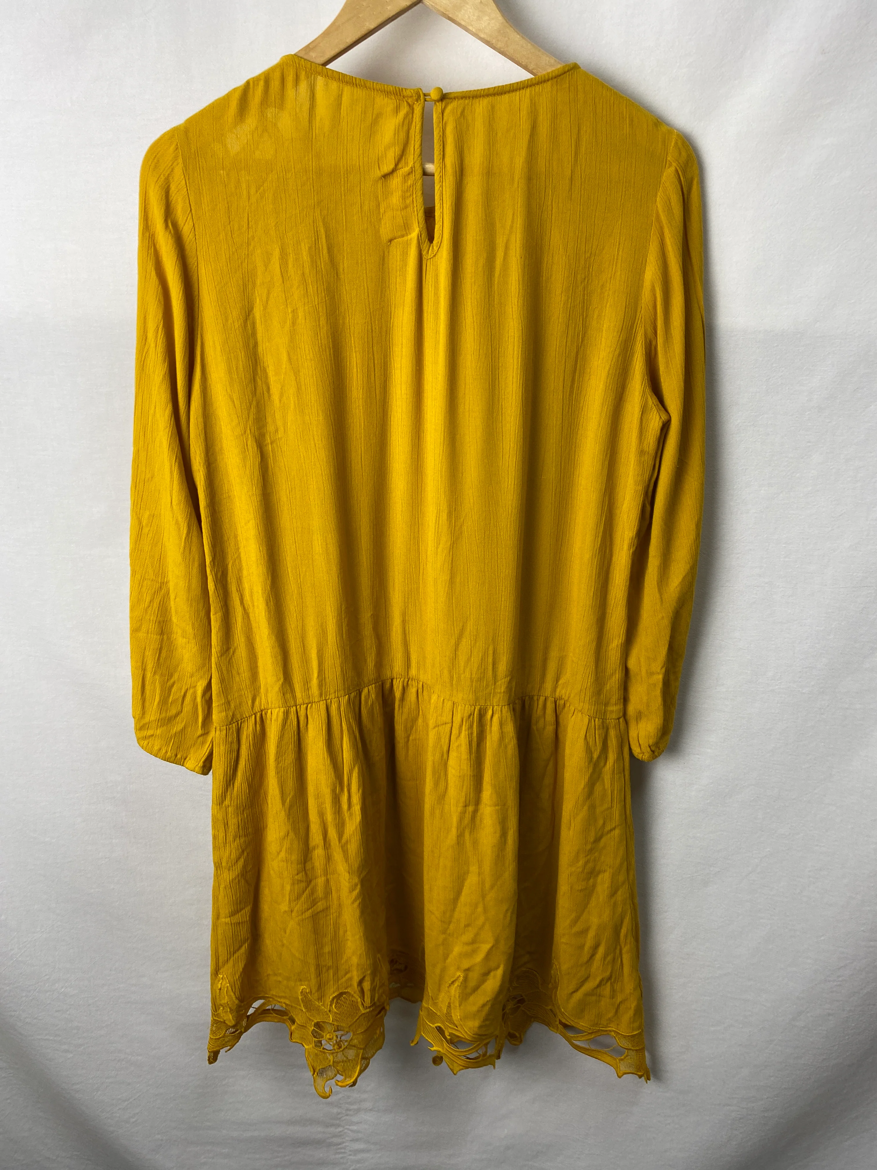 Carmen Womens Dress Size M BNWT - Image 2