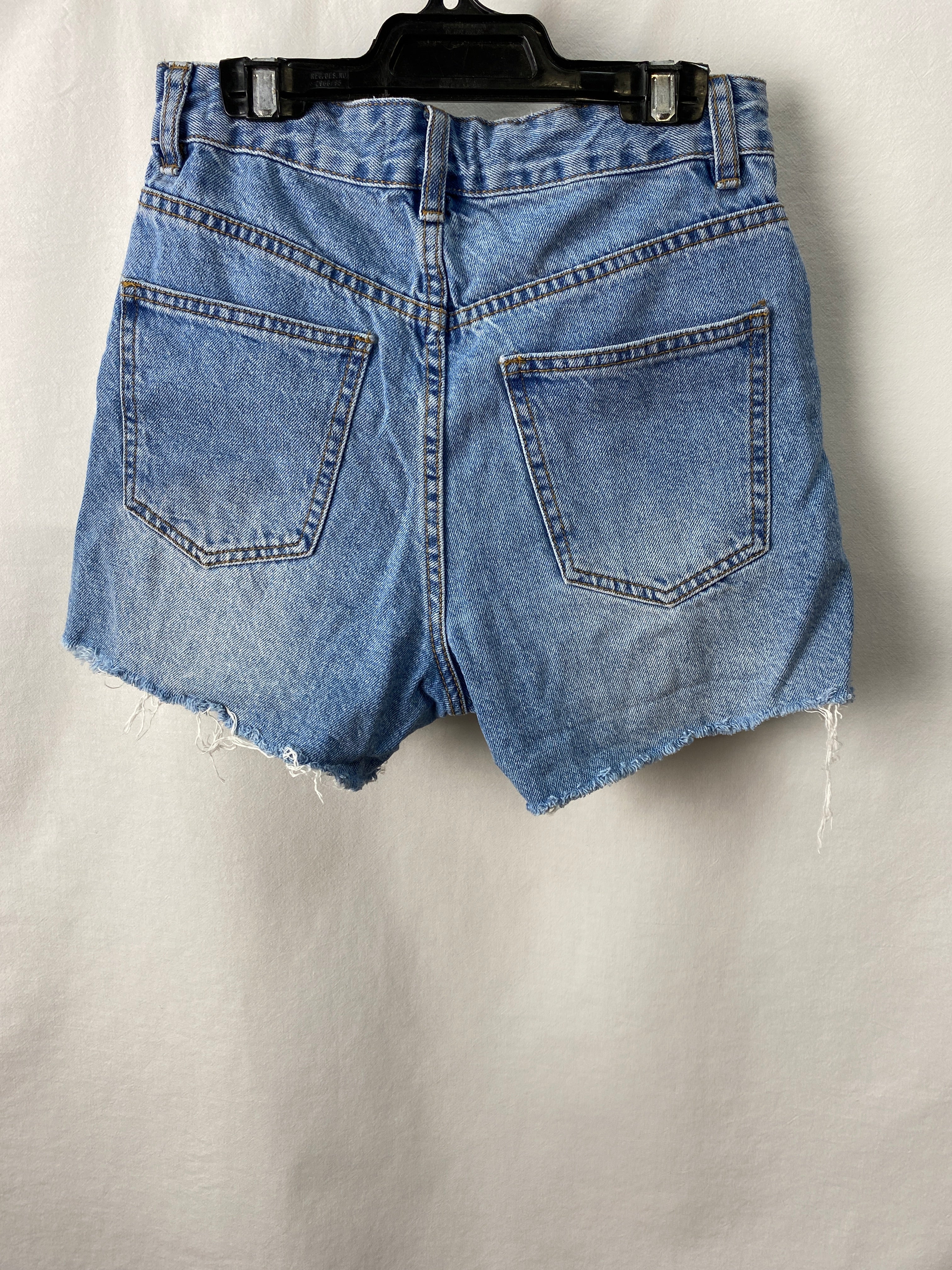 Cotton on Womens High Rise Ripped Shorts Size 6 - Image 2
