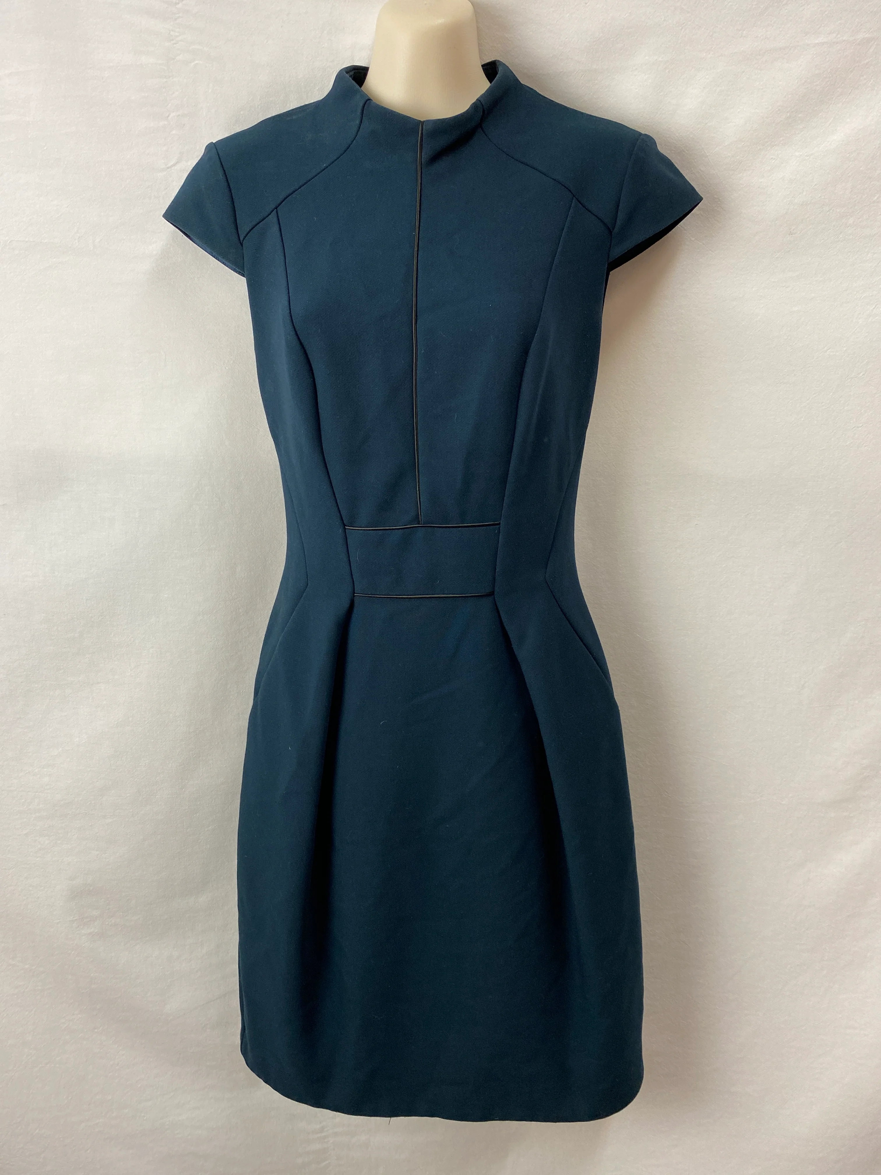 Cue Womens Dress Size 8