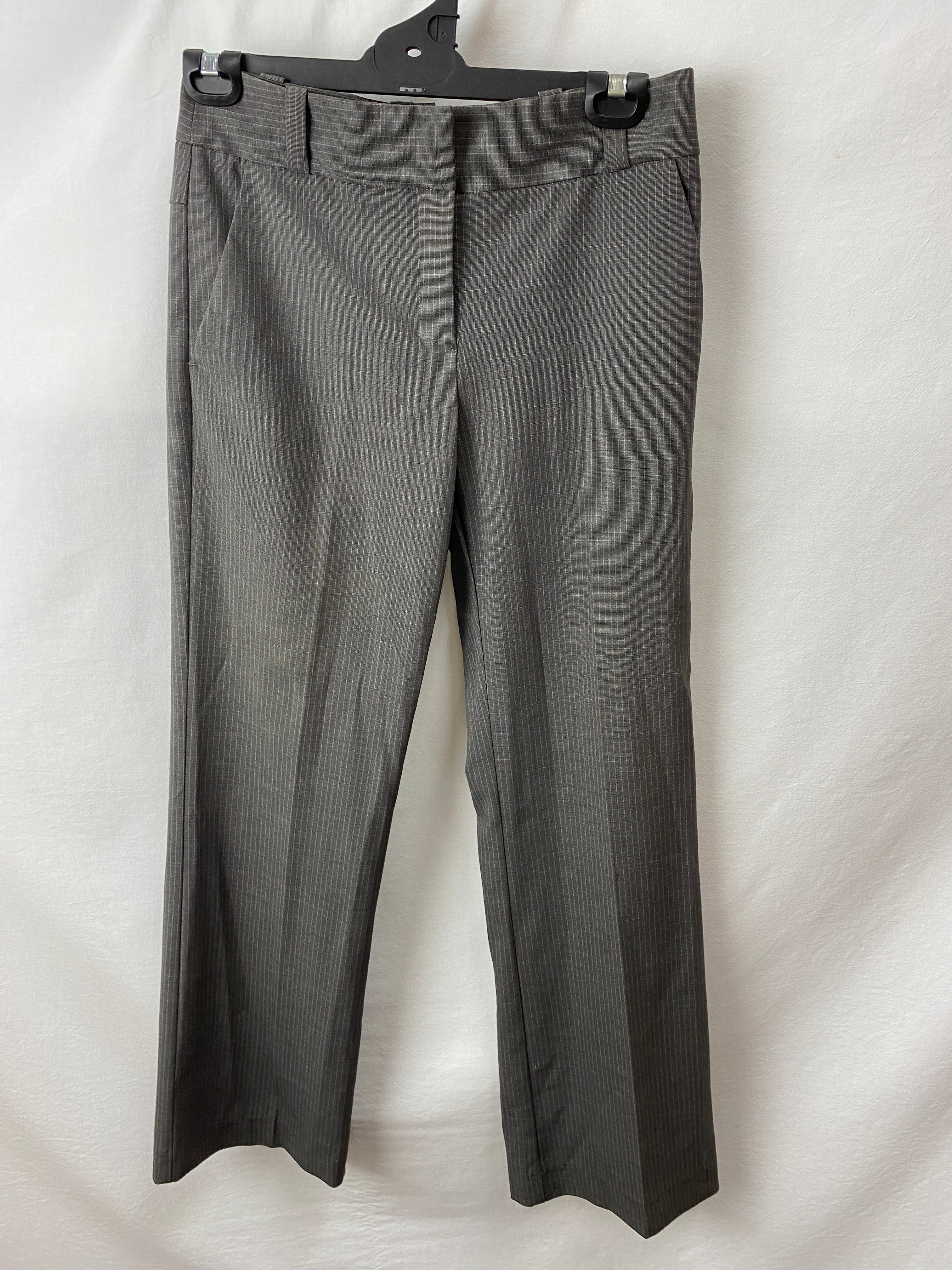 Cue Womens Pants Size 8