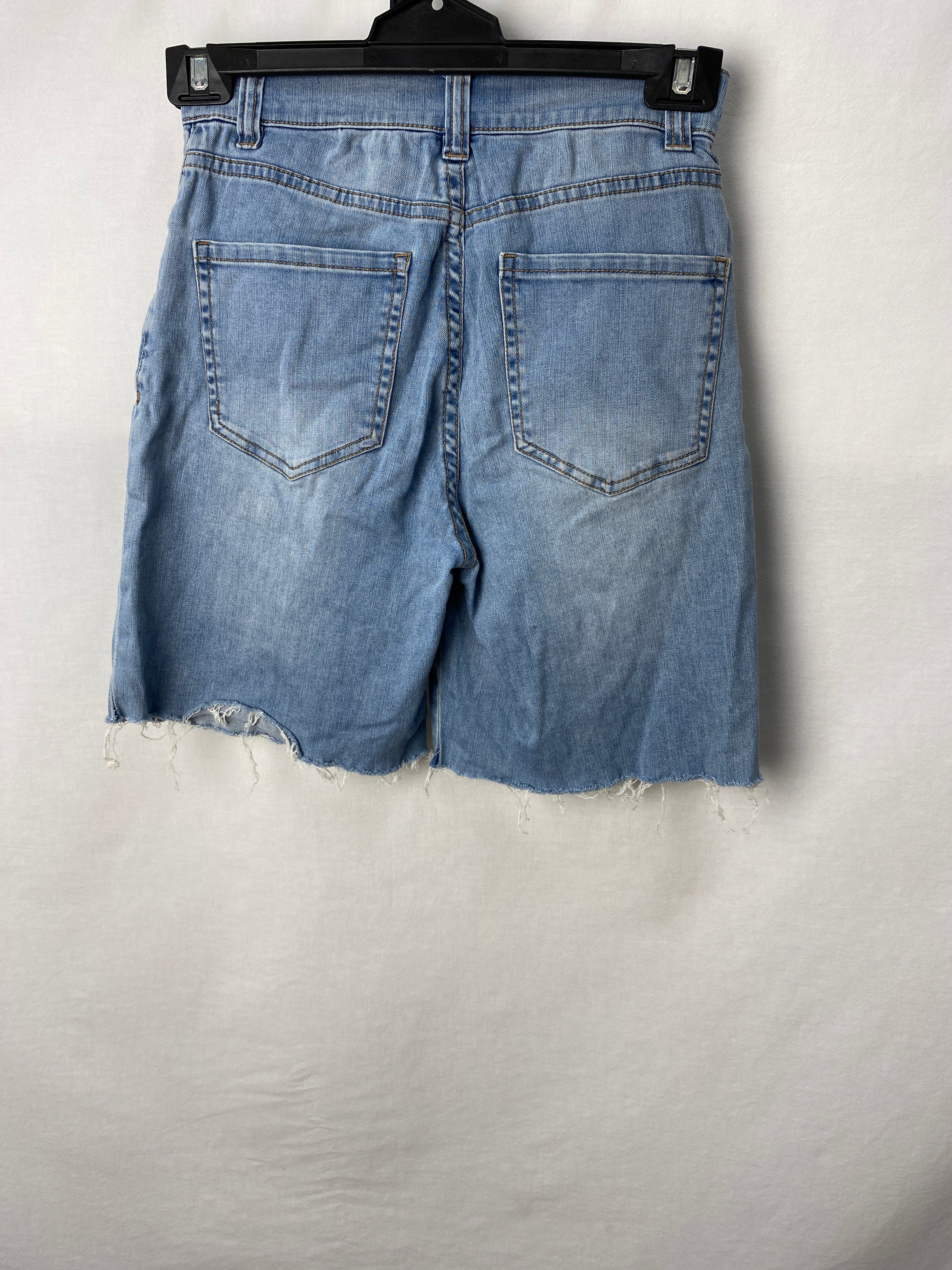 Decjuba Womens Shorts Size 8 - Image 2