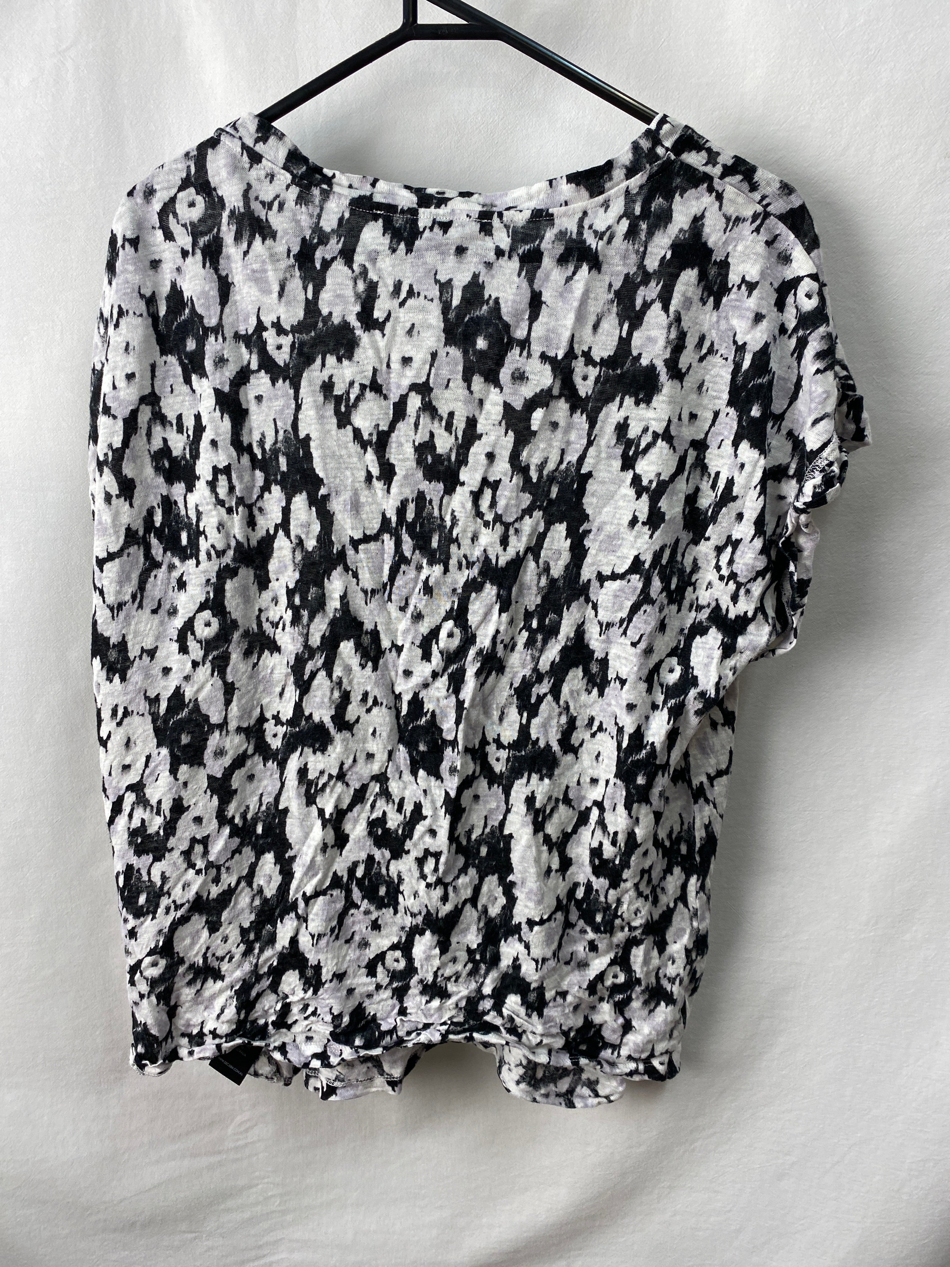 Decjuba Womens Top Size L - Image 2