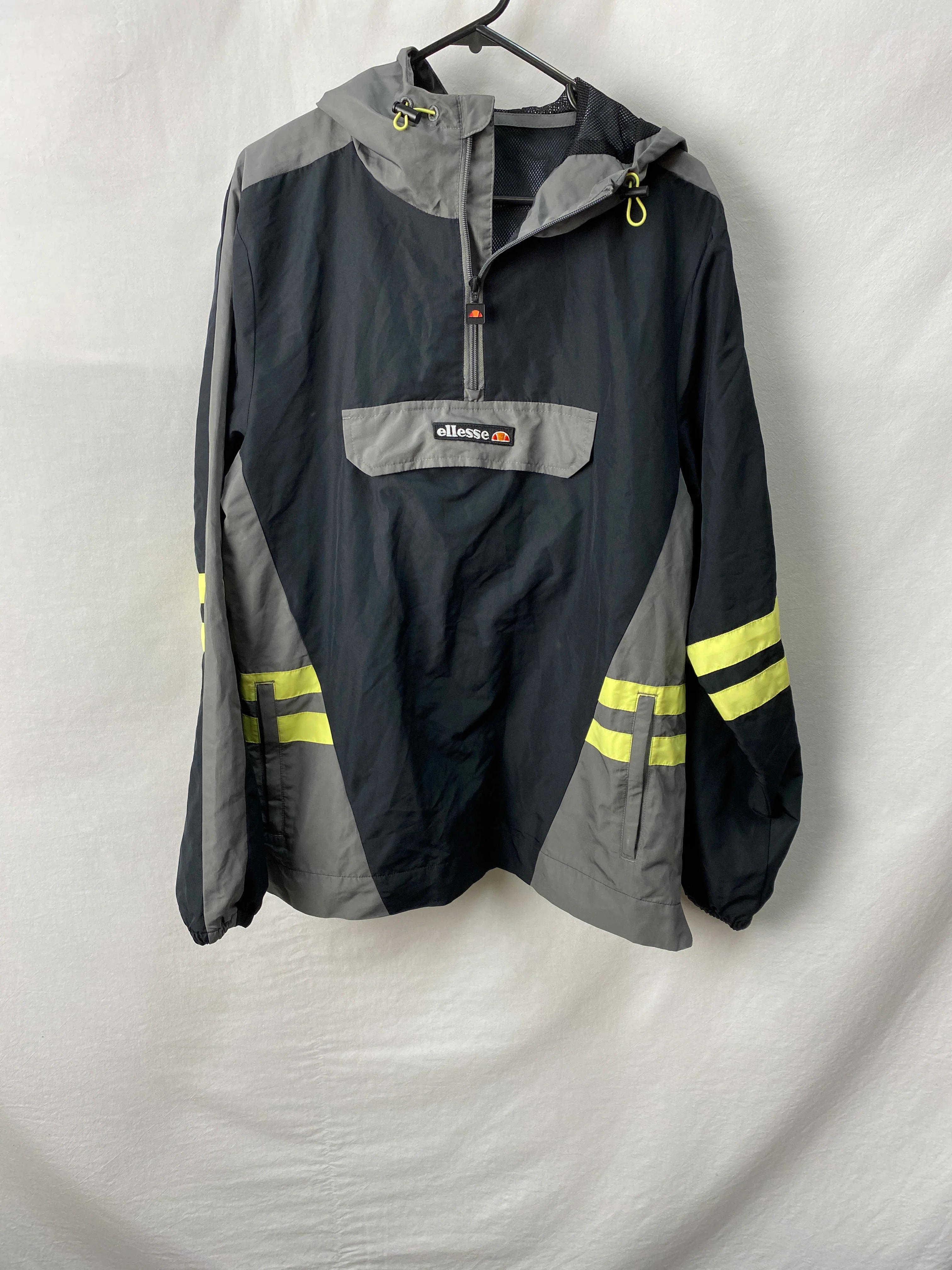 Ellesse Unisex Rain Jacket Size UK L