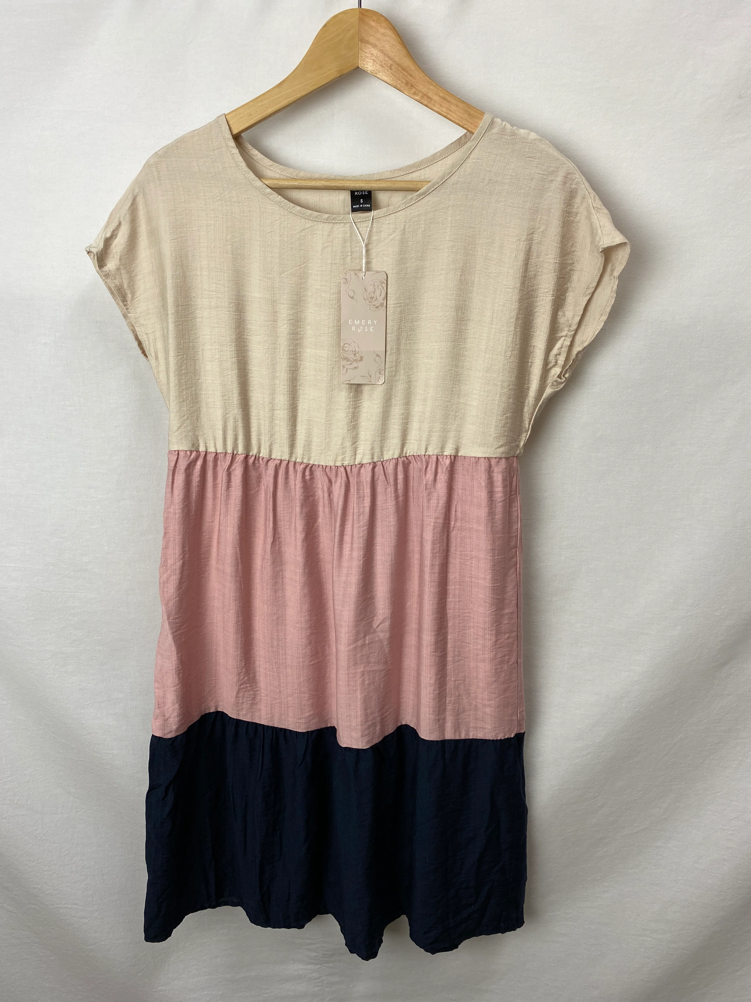 Emery Rose Womens Dress Size S BNWT