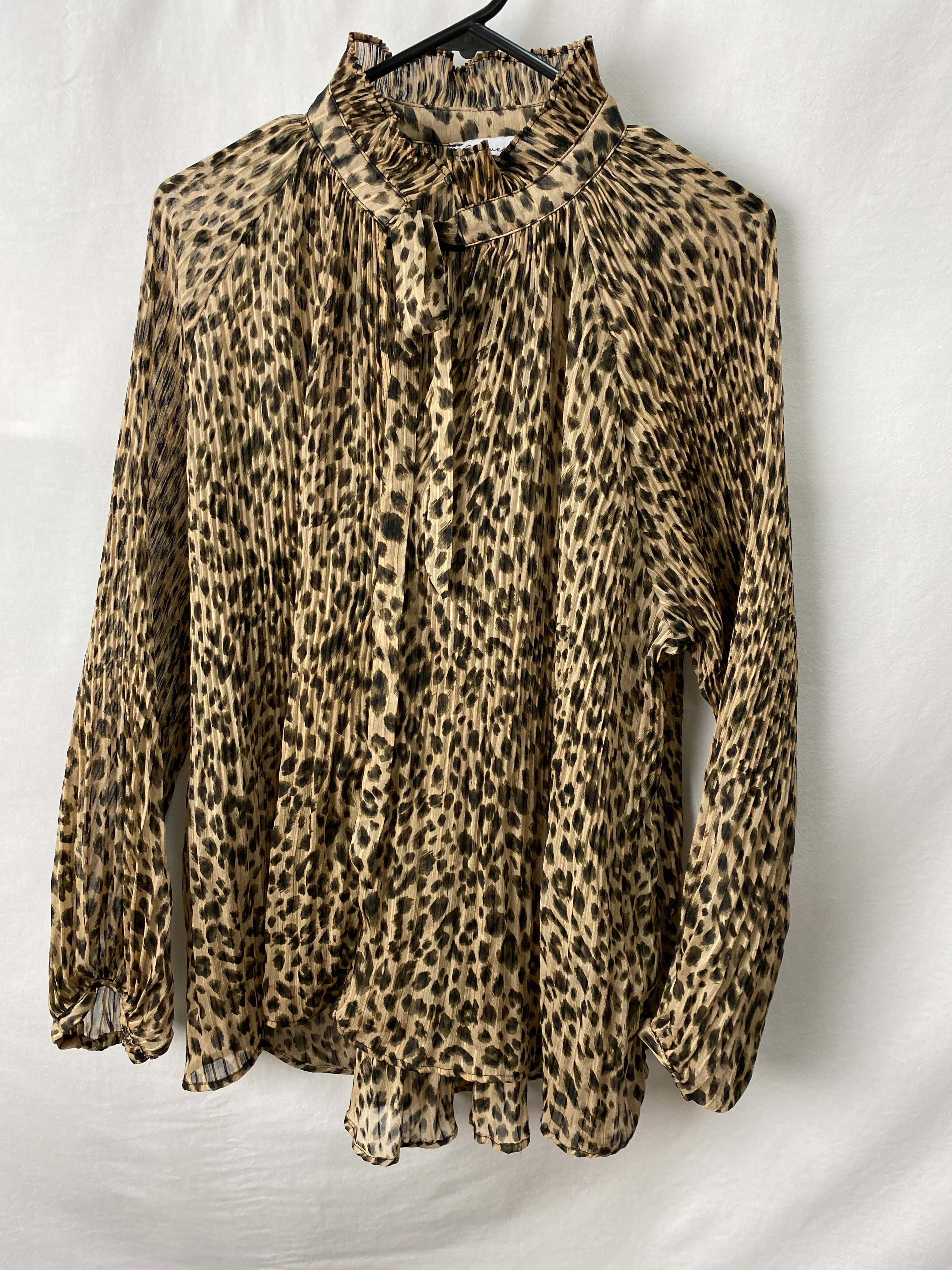 Forever Chic Womens Top Size M/L