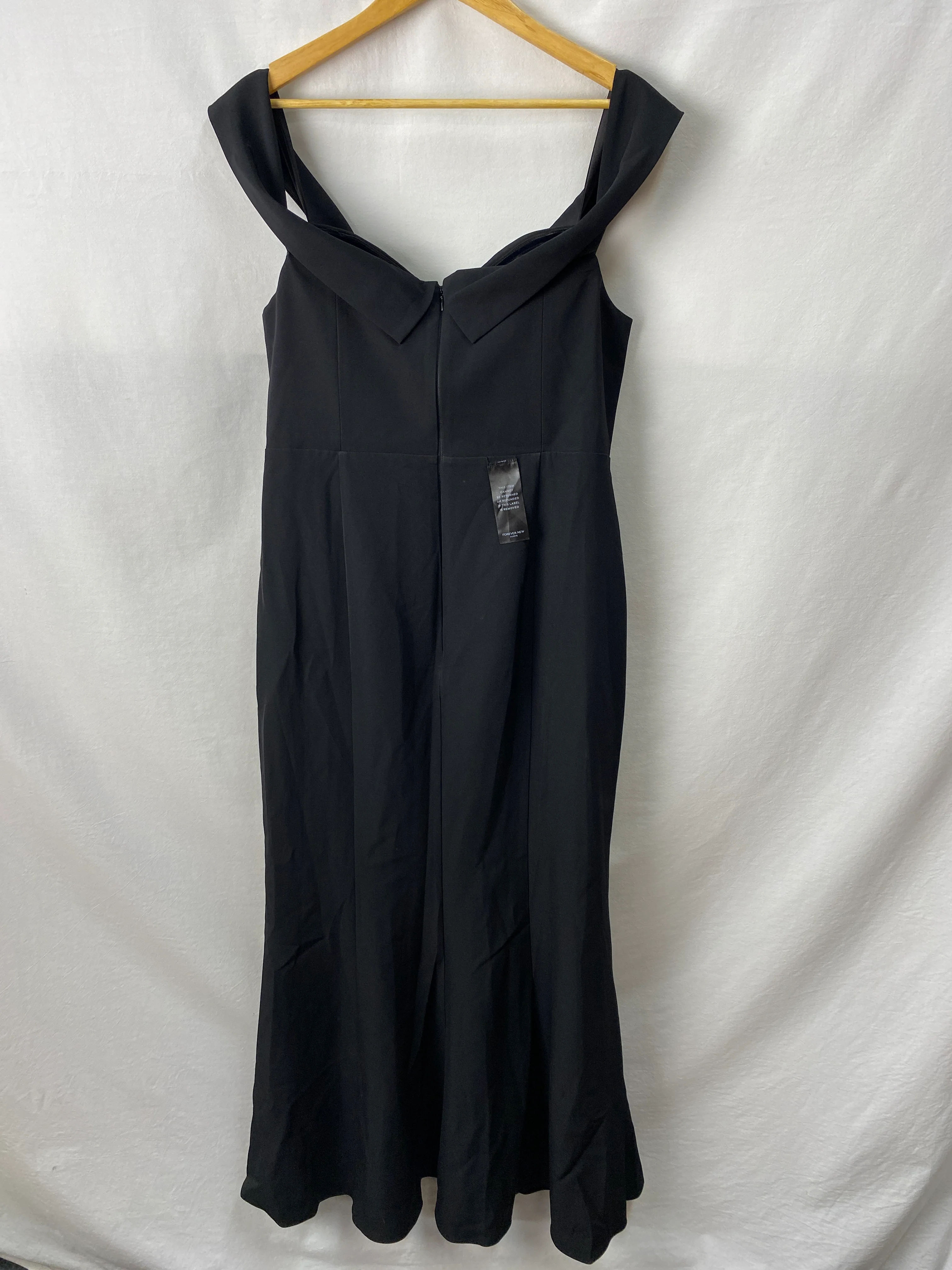 Forever New Womens Curve Dress Size 18 BNWT RRP$189.99 - Image 2