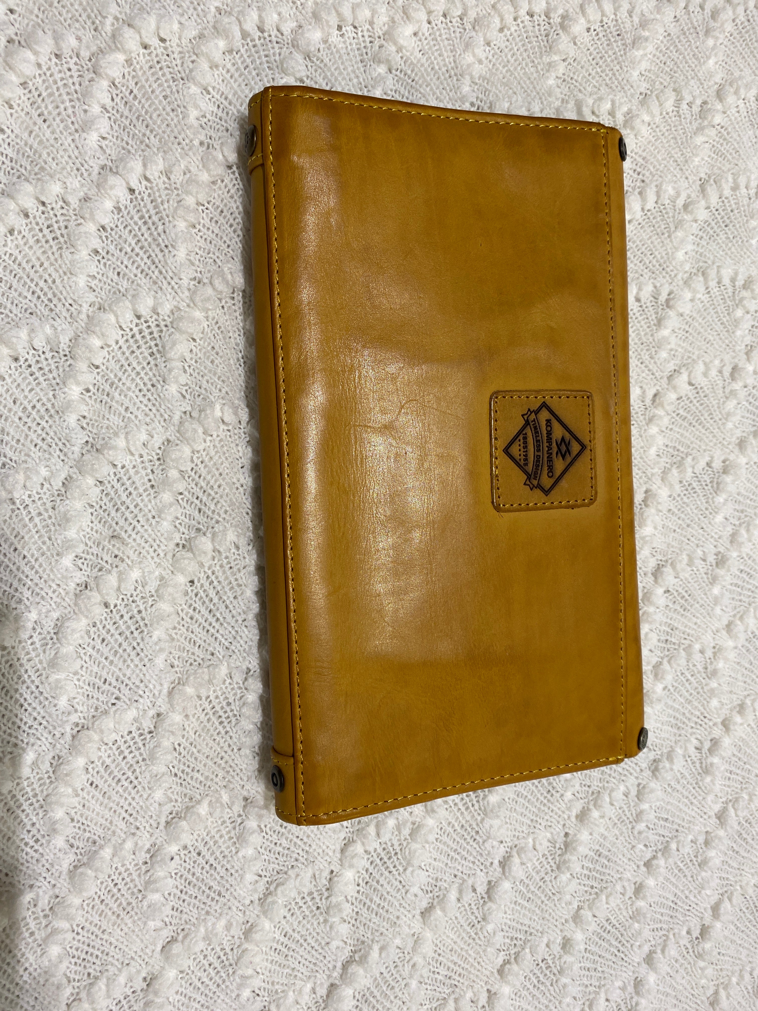 Kompanero Womens Wallet - Image 2