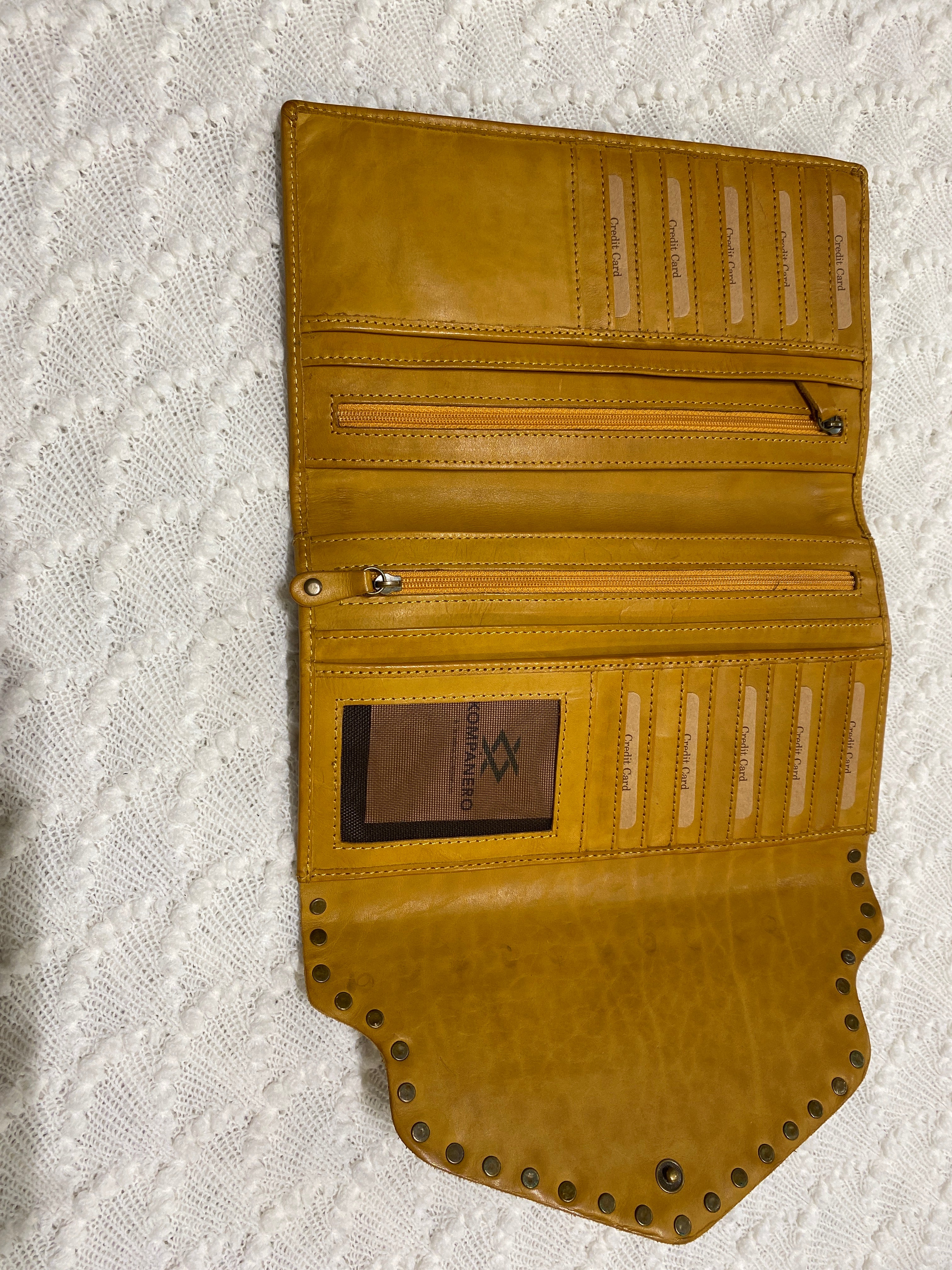 Kompanero Womens Wallet - Image 3