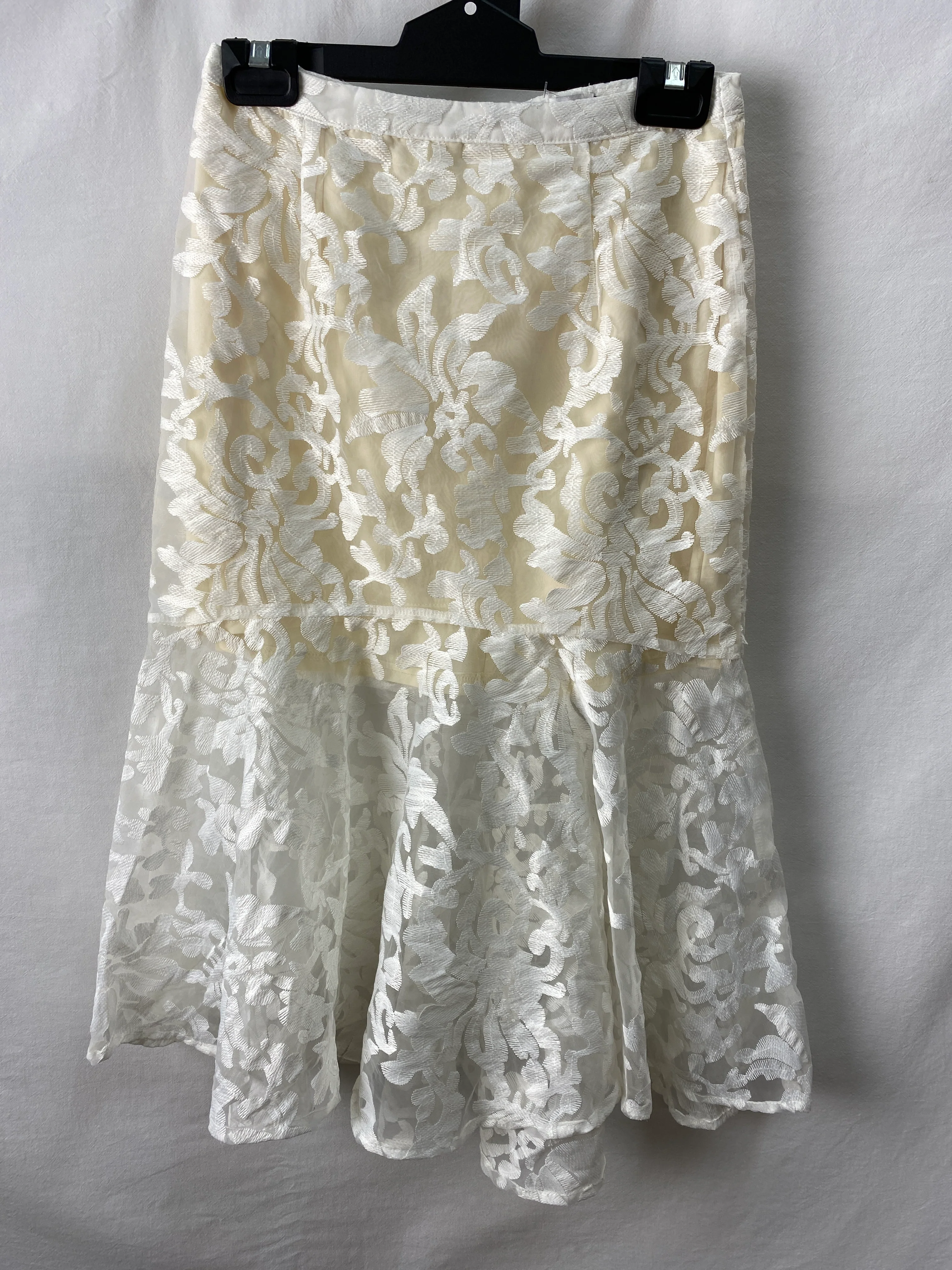 Love Indie Womens Skirt Size 8