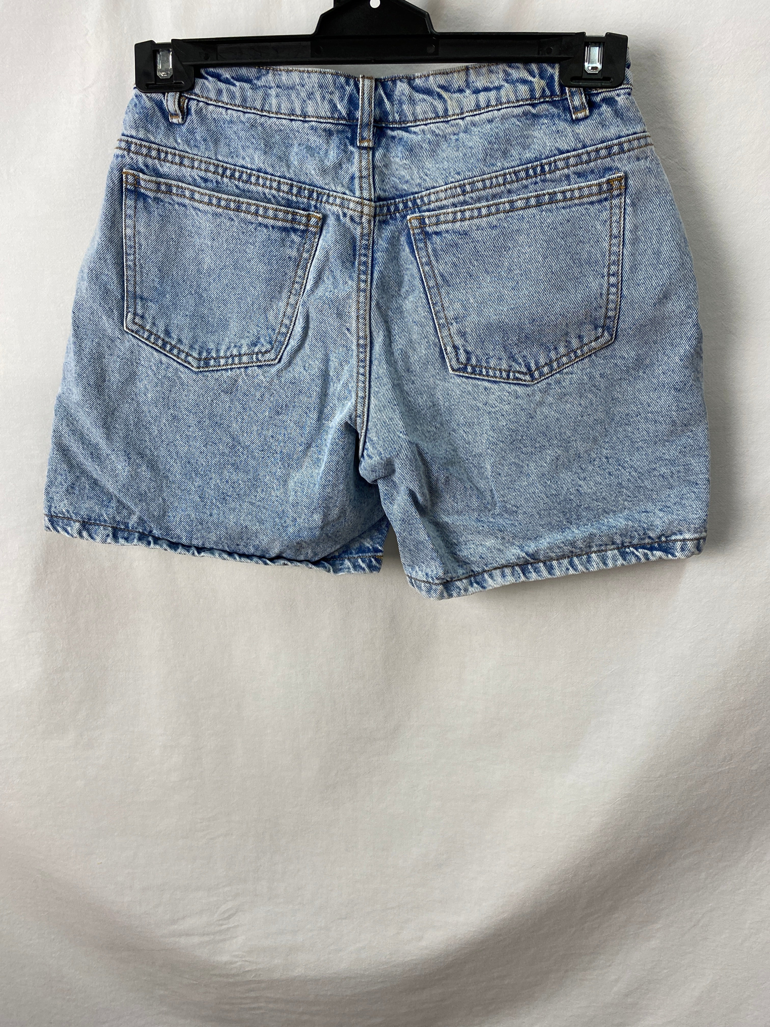 Made For a Restless Generation Womens Shorts Size 10 - Image 2