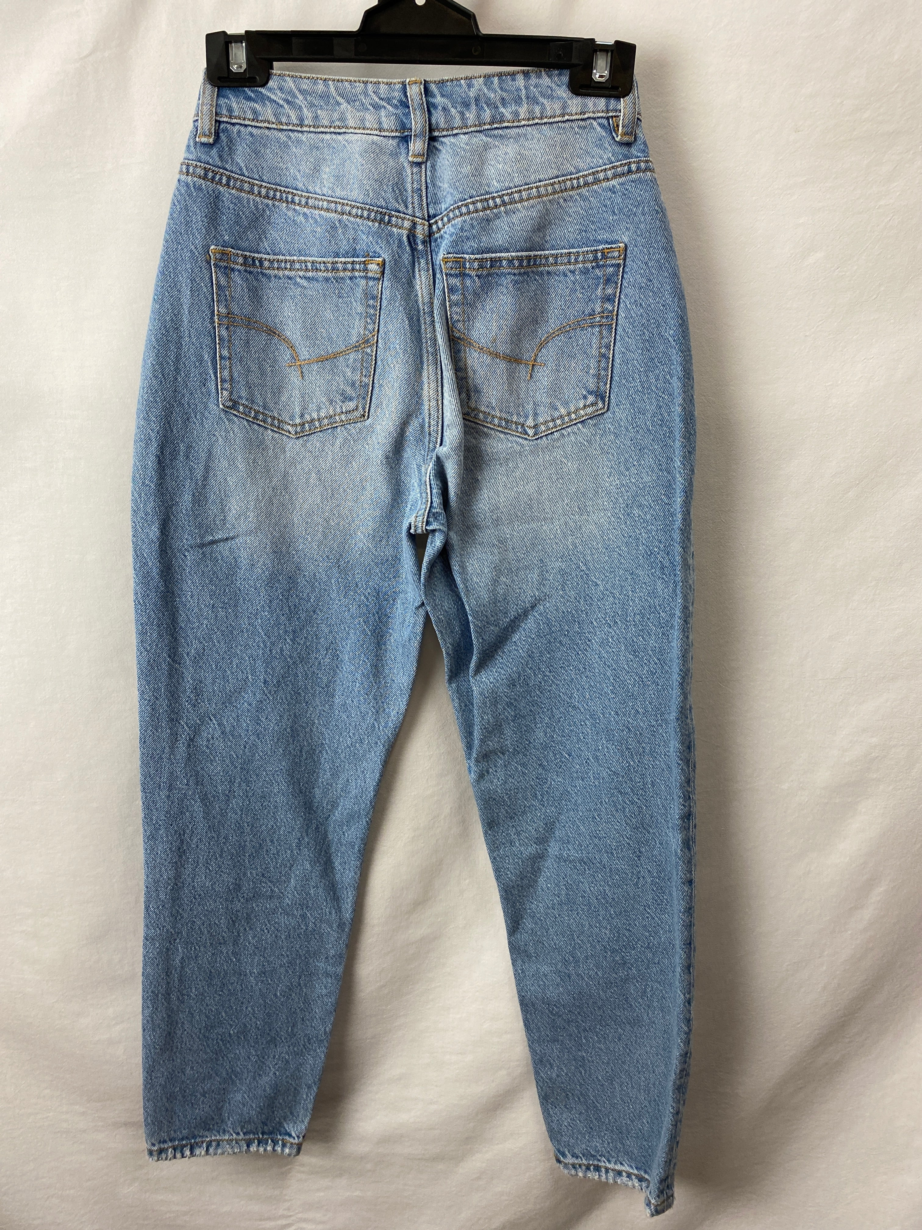 Sports Girl Womens Pants Size 4 - Image 2