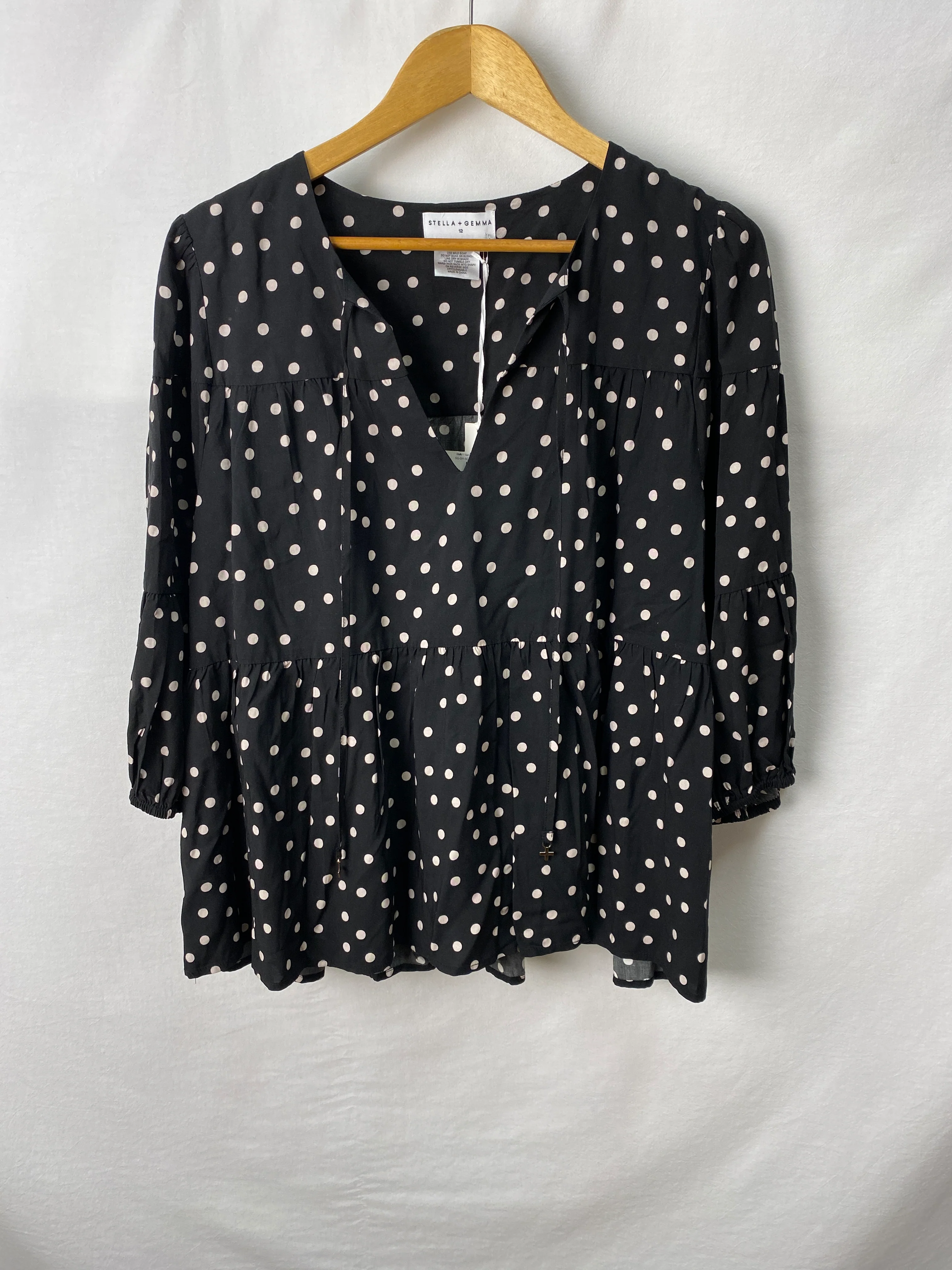 Stella & Gemma Womens Top Size 12 BNWT