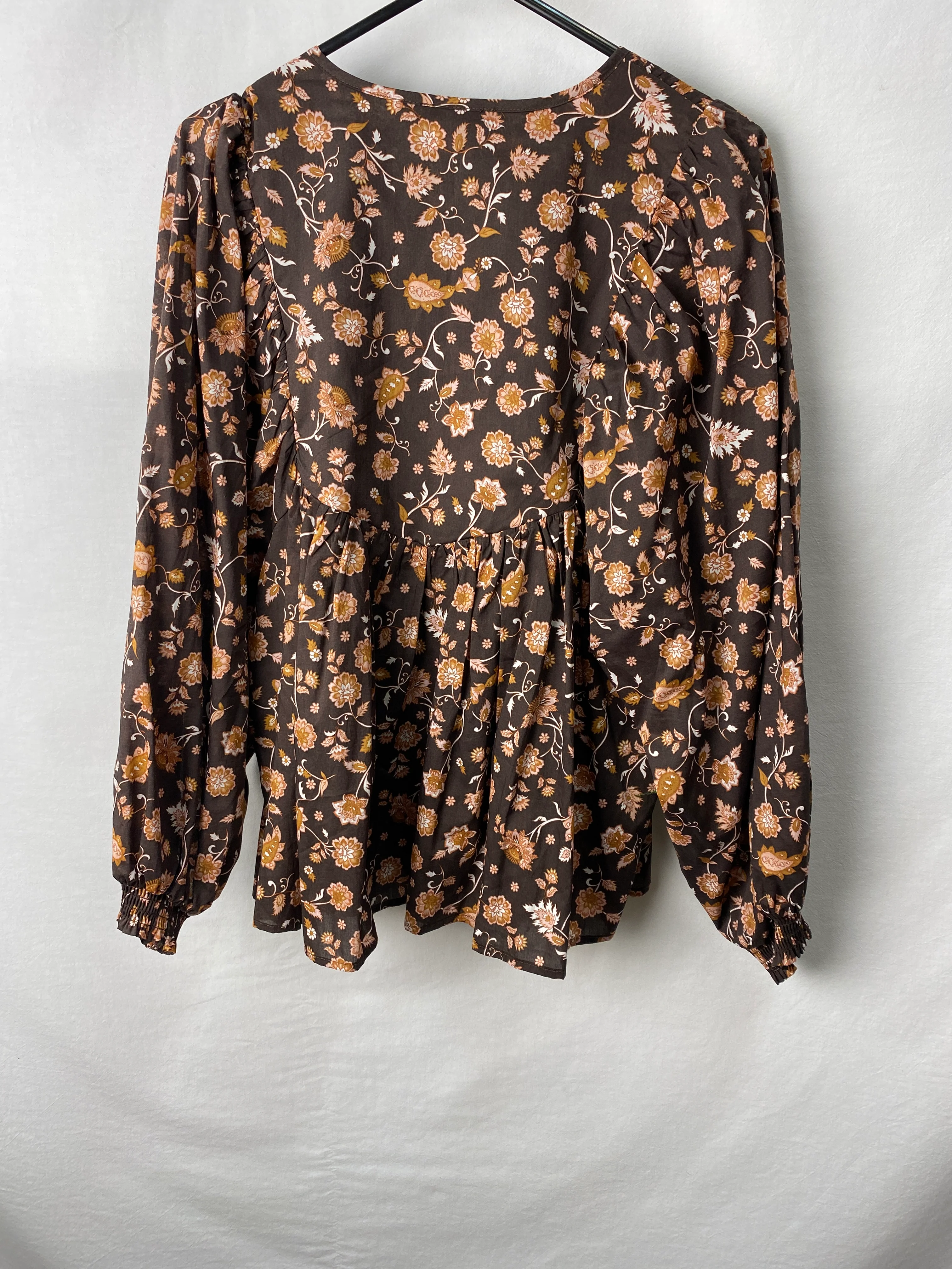 Target Womens Top Size 12 - Image 2
