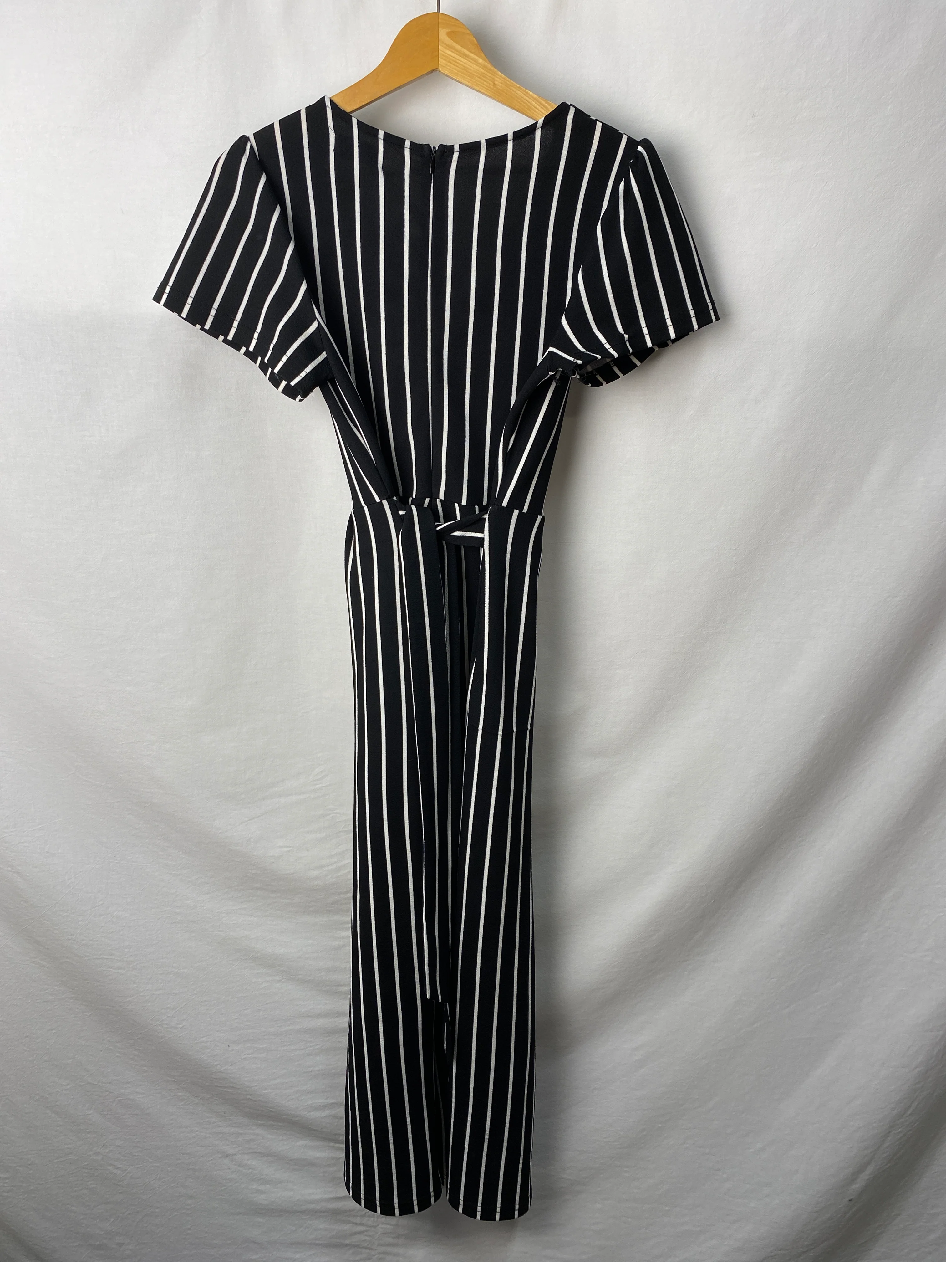 Temt Womens Jumpsuit Size 8 - Image 2