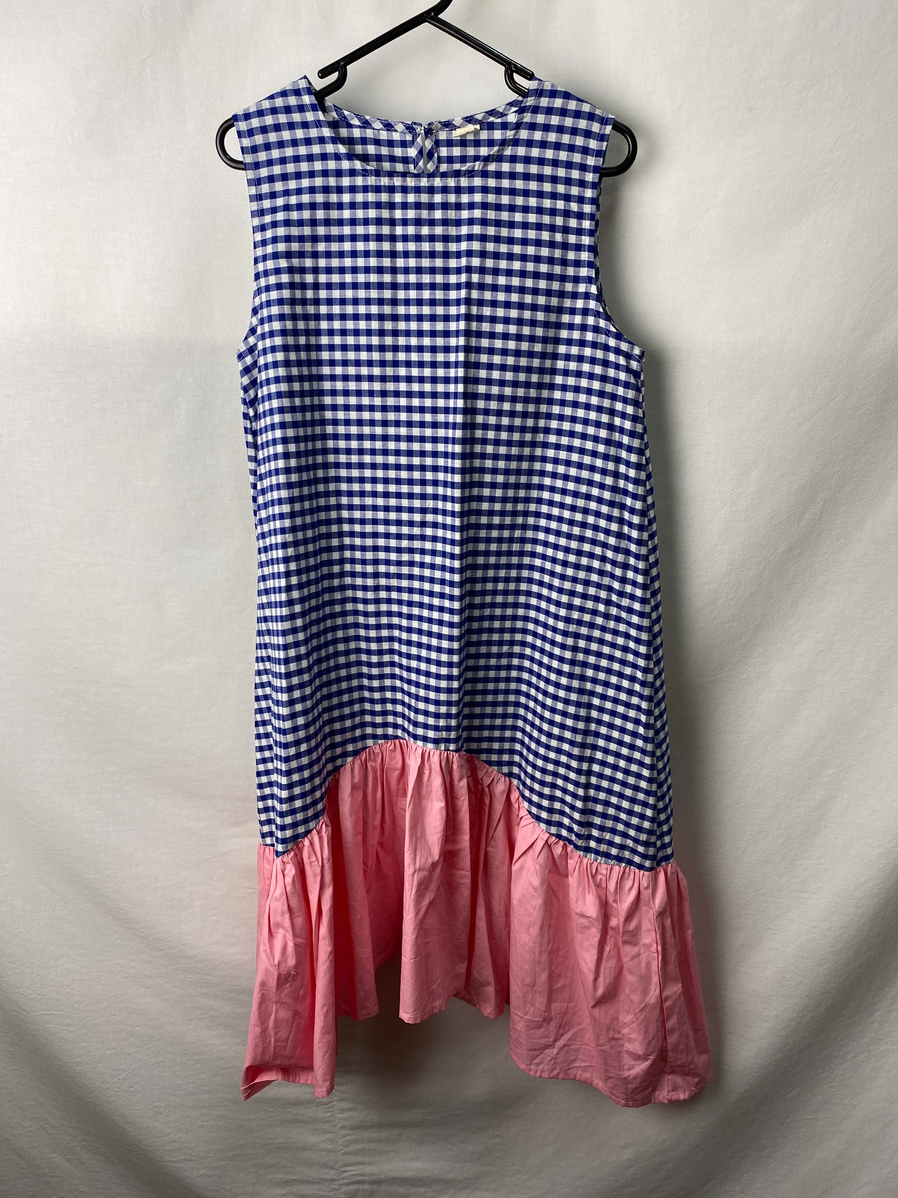 Womens Dress Size 170 (medium)