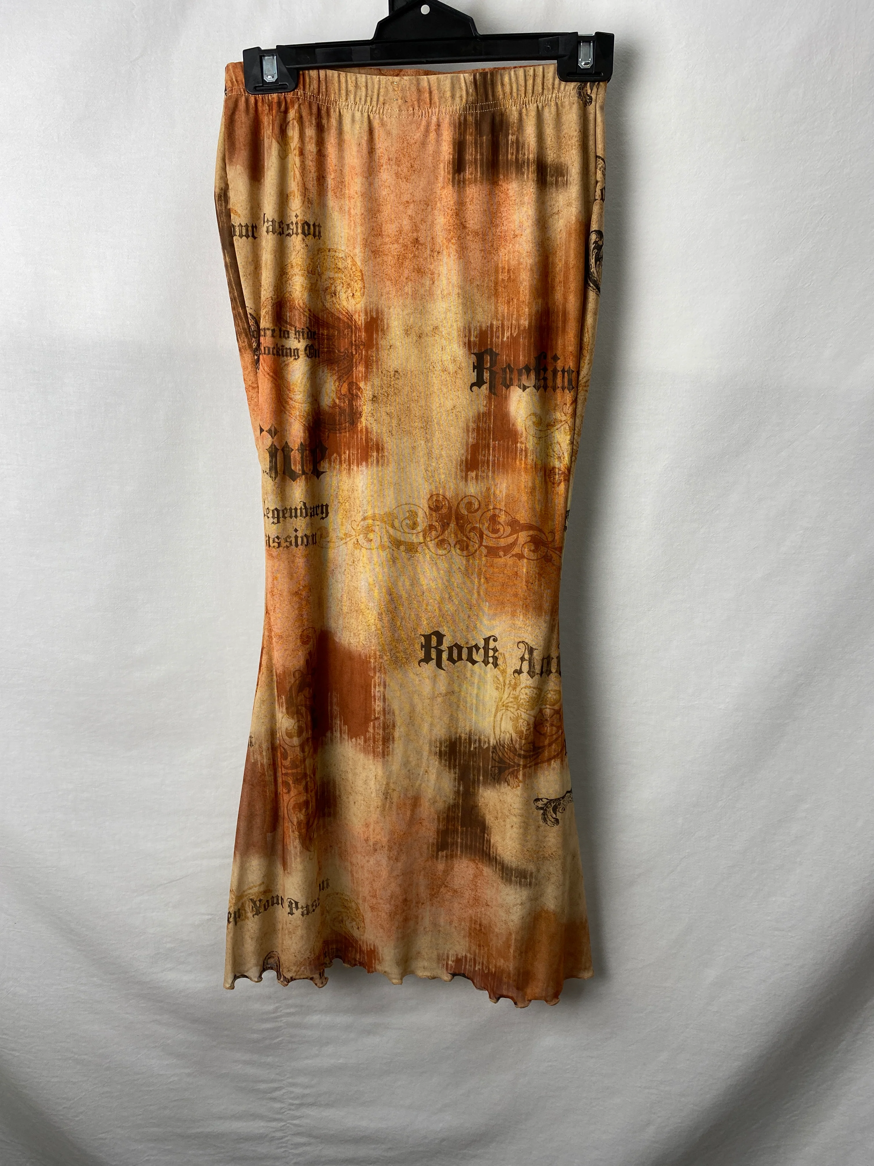 Womens Skirt No Size Measures 32cm across waist, 87cm long - Image 2