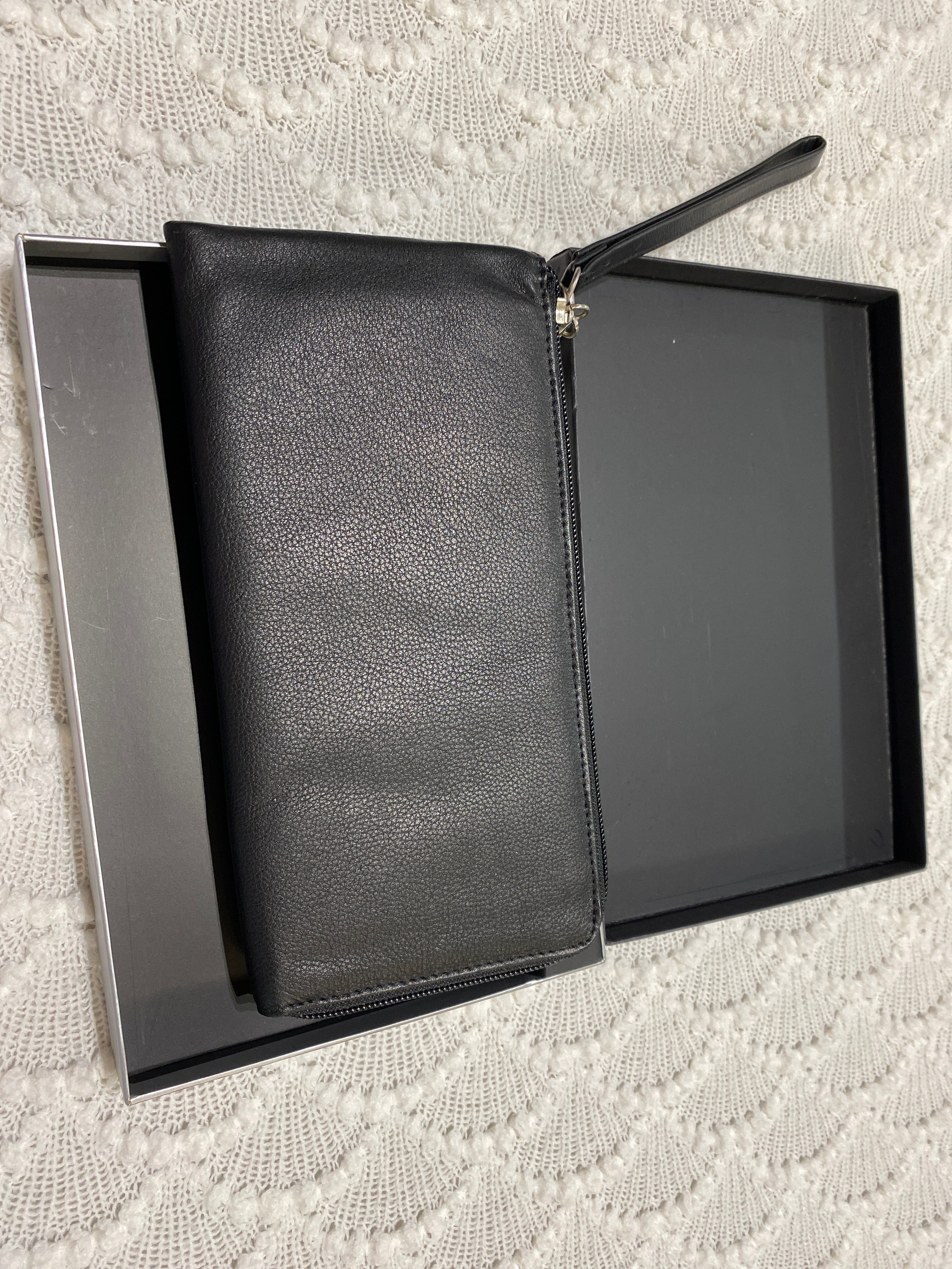 Ziera Womens Wallet BNWT - Image 2